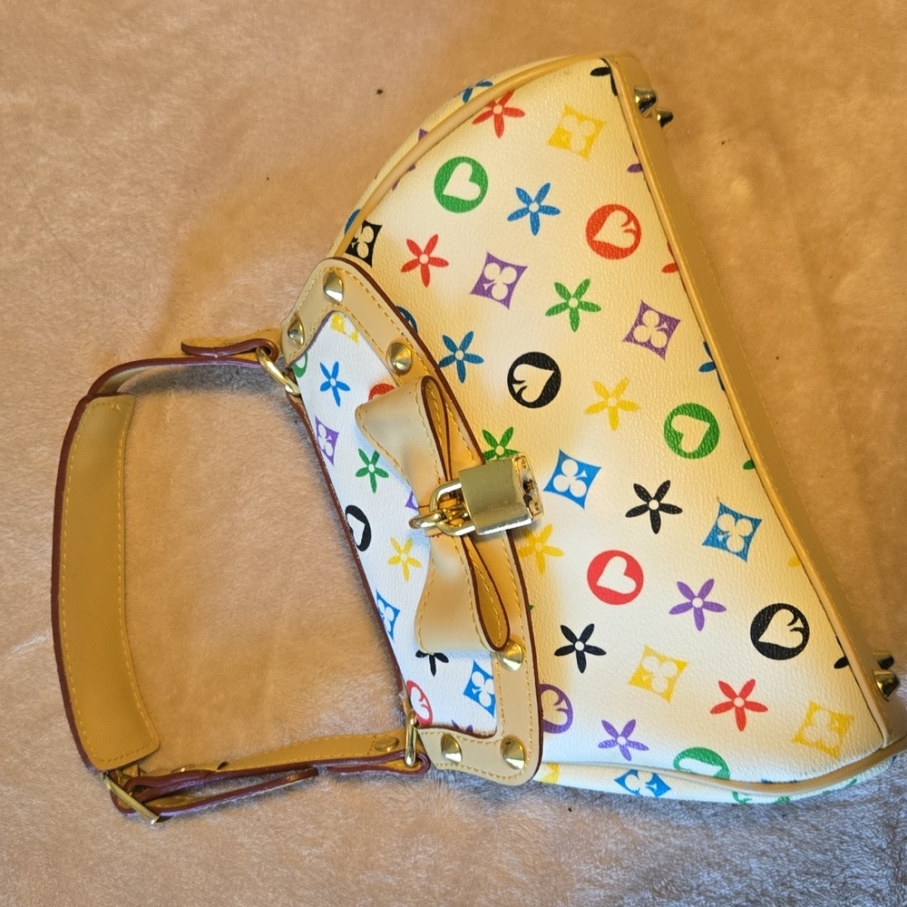 Bright handbag - Picture 5 of 7